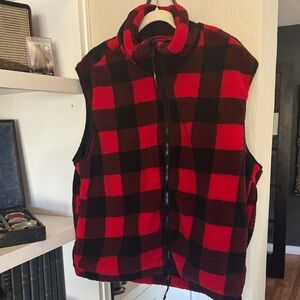 Woolrich Red and Black Plaid Fleece Vest